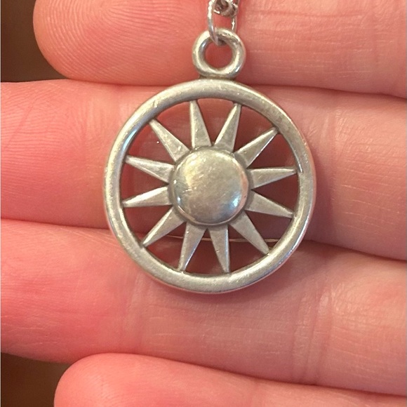 Authentic Tiffany&CO vintage sunburst wheel design double chain necklace - Picture 3 of 4